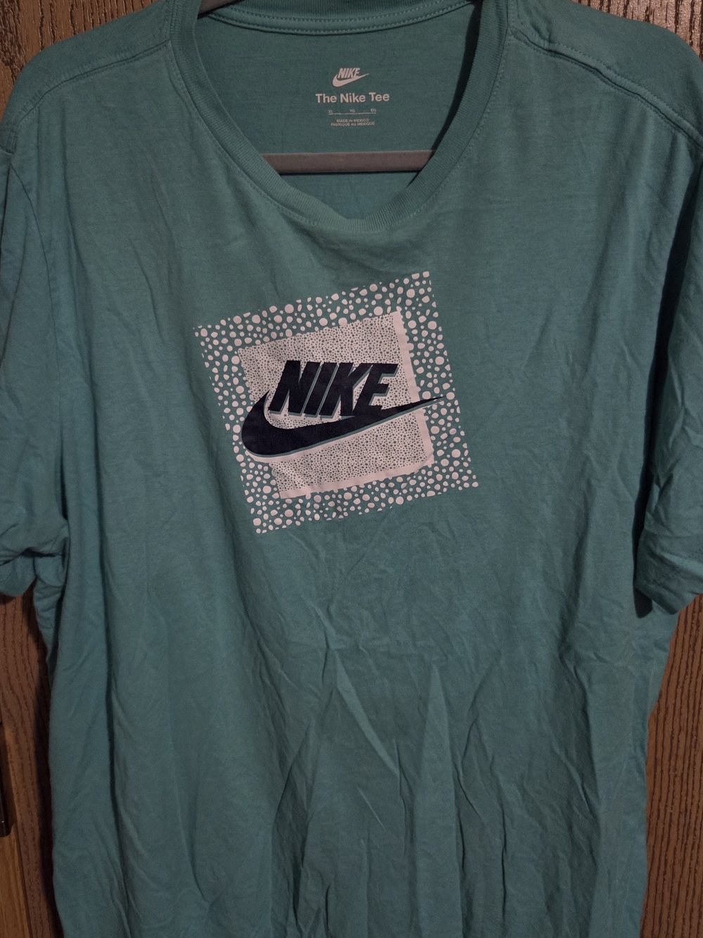 Nike Men’s Teal Crew Short Sleeve Graphic Tee